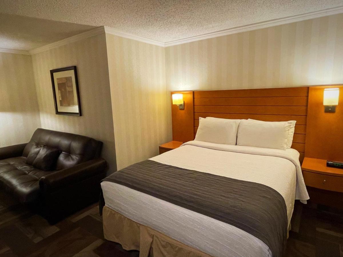 The Glenmore & Convention Centre 3*