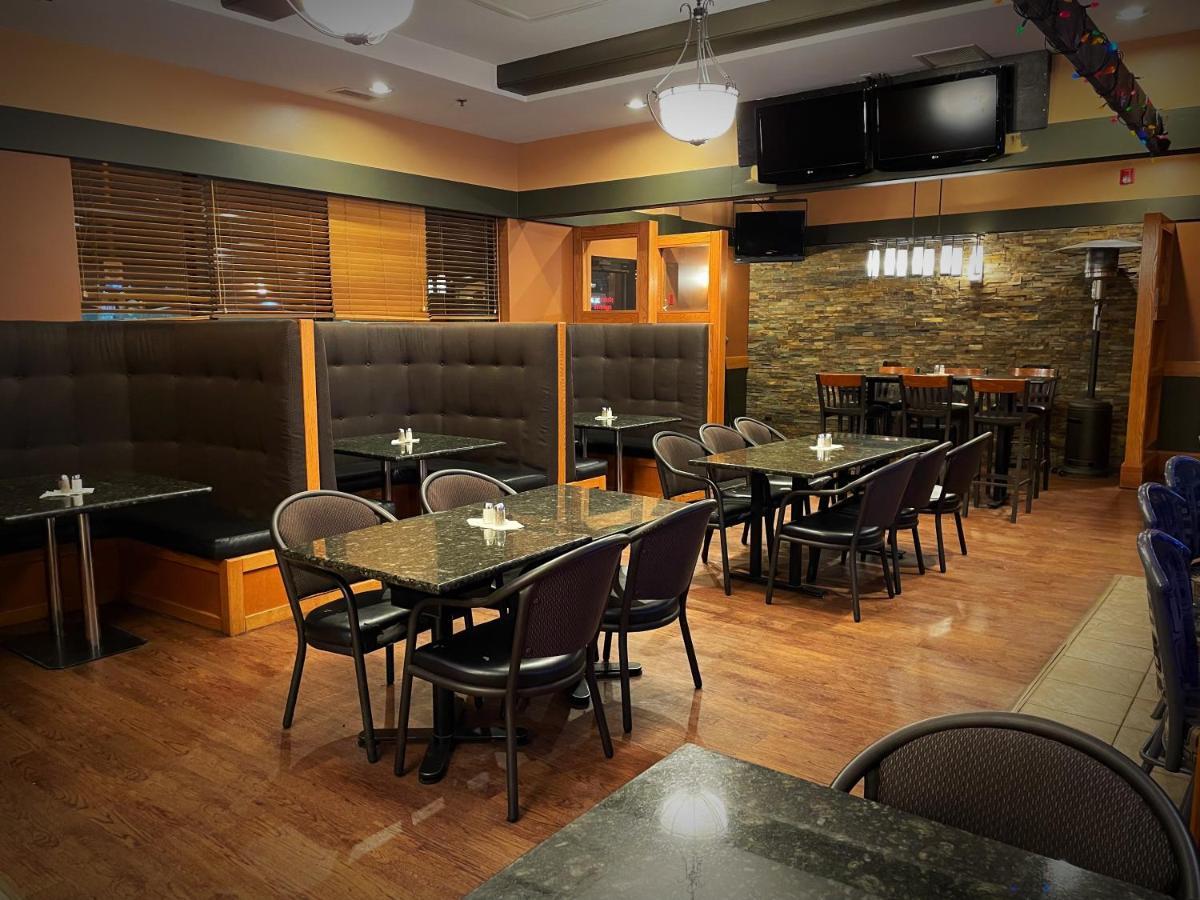 The Glenmore & Convention Centre Hotel 3*