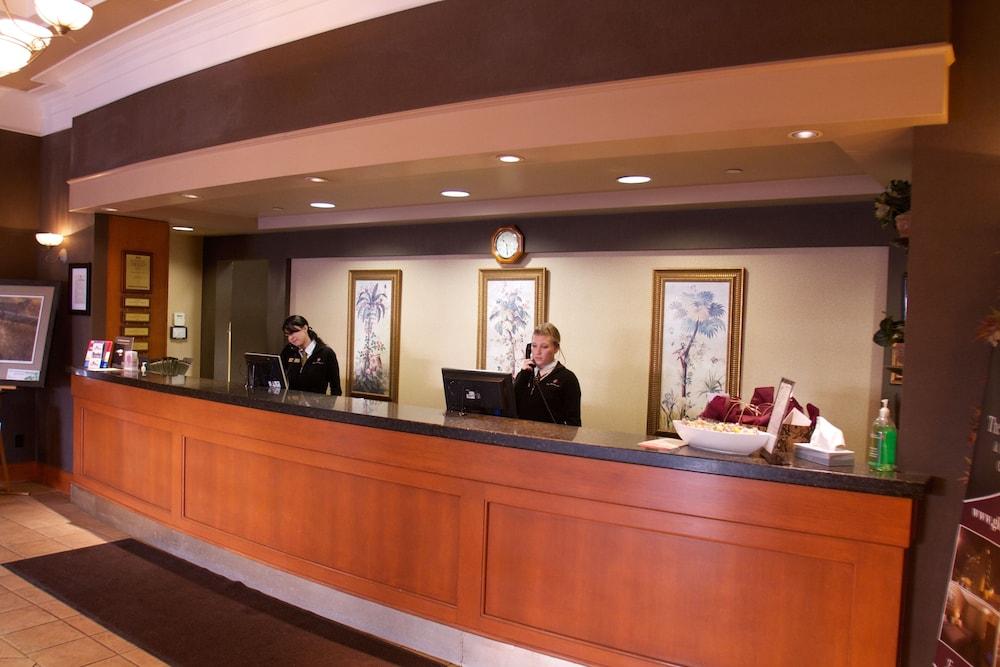 The Glenmore & Convention Centre Hotel Calgary